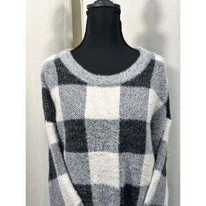 Cyrus Women's Plaid Sweater - Soft Knit Black & White Buffalo Check - Size Small